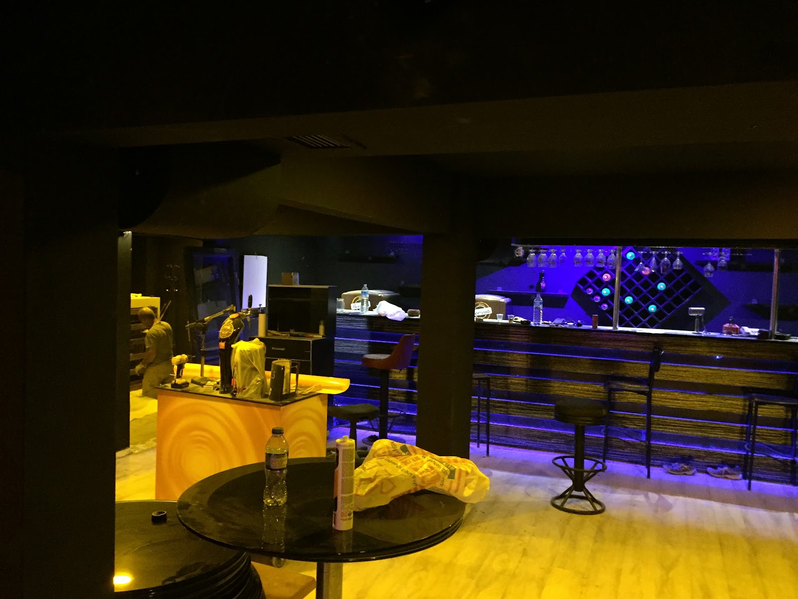 Black Pub photo 2
