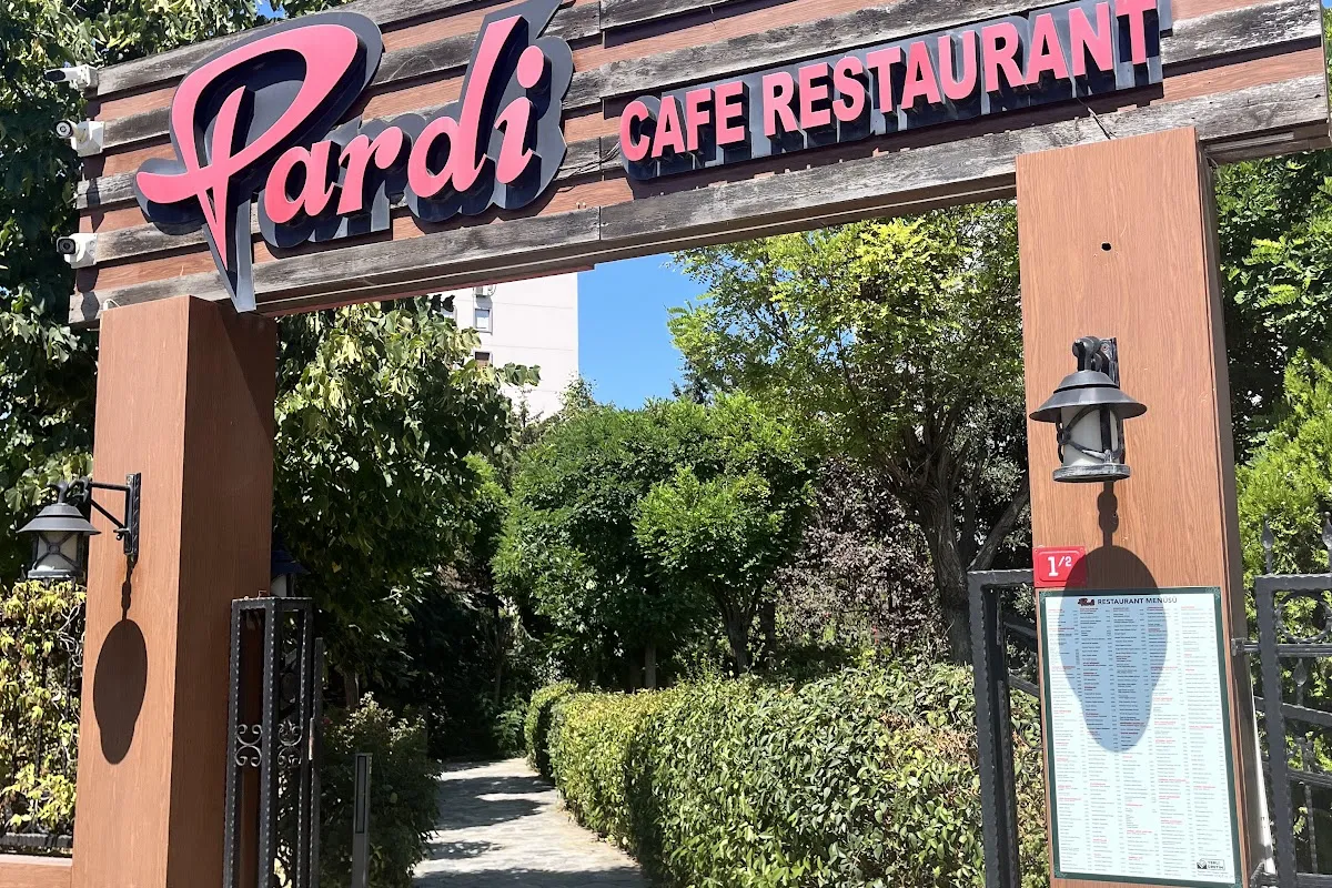 Pardi Cafe Restaurant photo 1