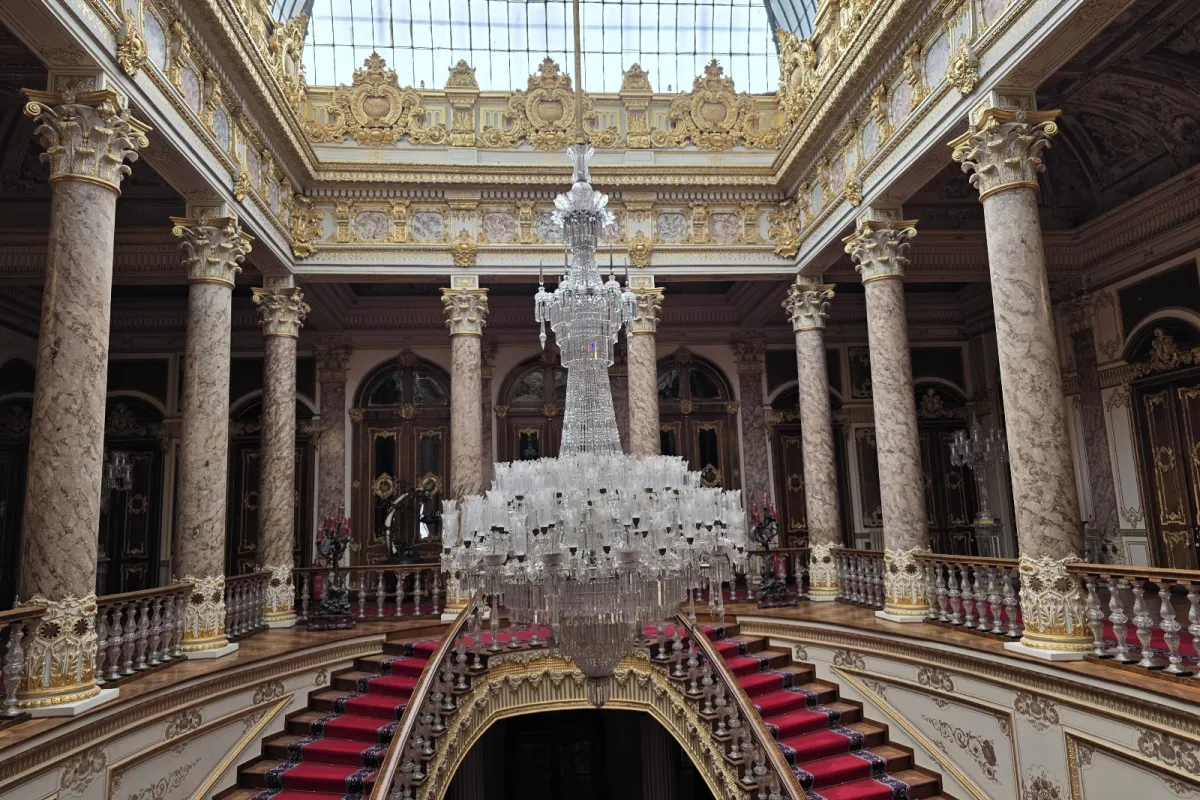 Dolmabahçe Palace photo 1
