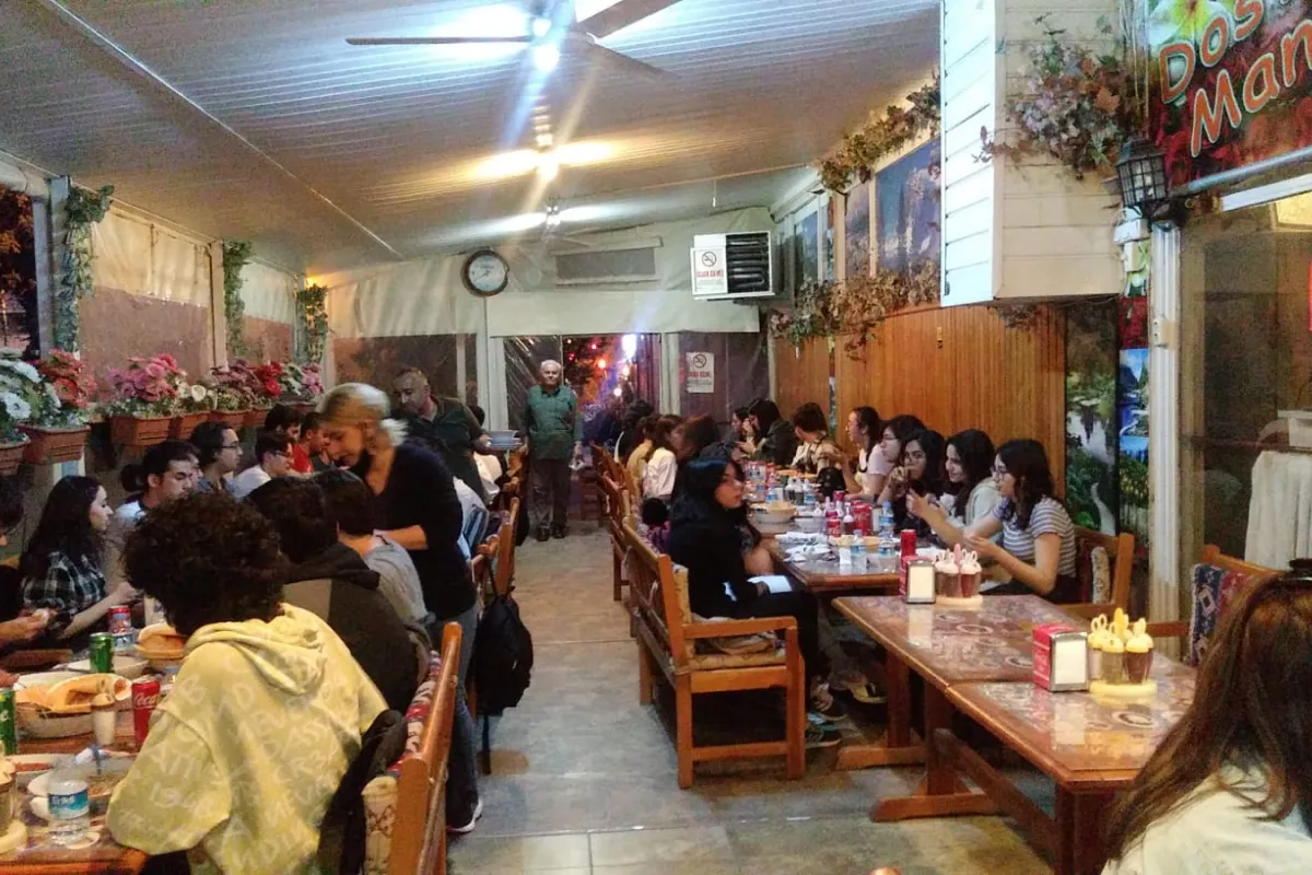 Dostlar Manti photo 1