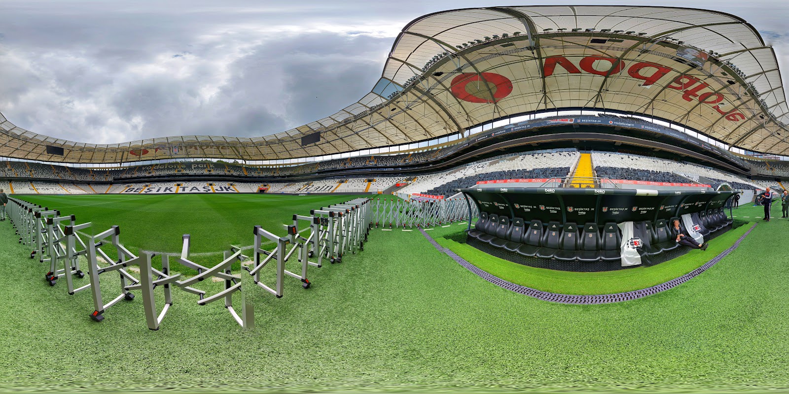 Tüpraş Stadium photo 6