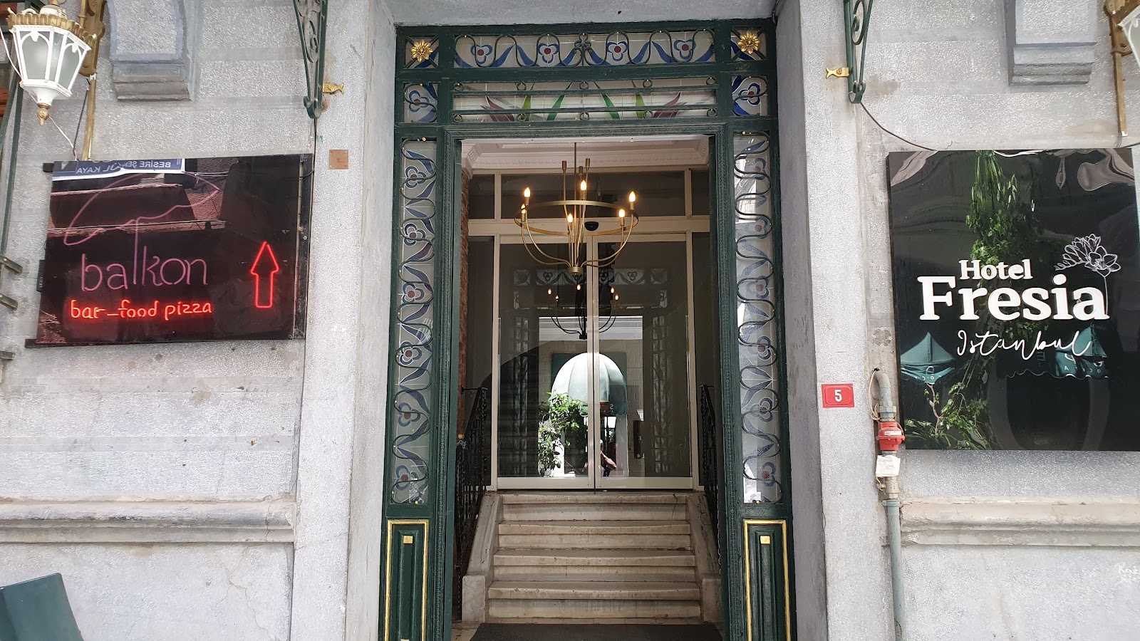 Balkon Restaurant & Bar photo 2