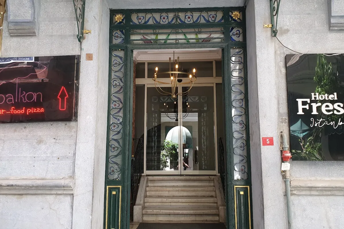 Balkon Restaurant & Bar photo 1