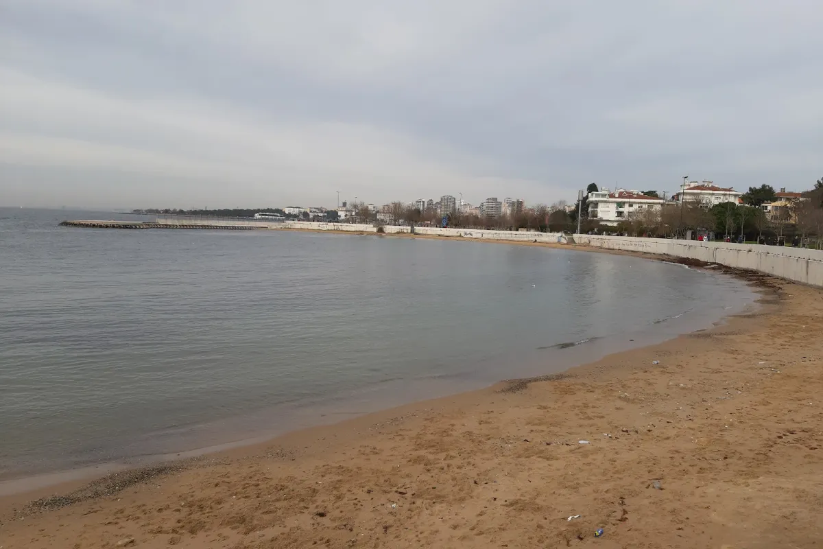 Caddebostan Coast photo 1
