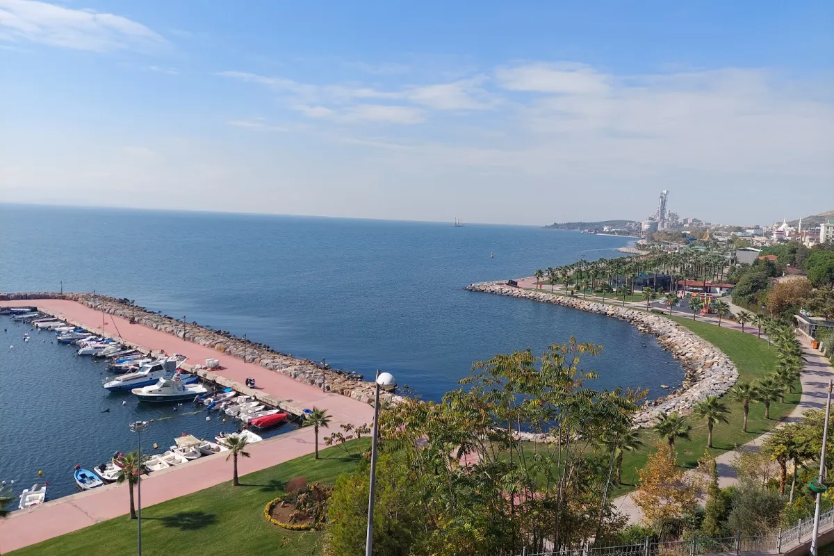 Bayraktepe Denize Sevgi Parkı @darıcasevgiparkı #darıcasevgiparkı photo 1