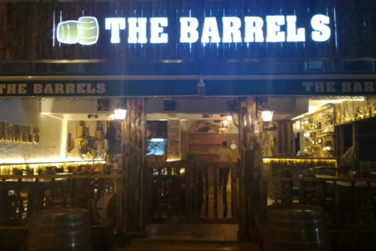 The Barrels Pub Konyaaltı photo 1