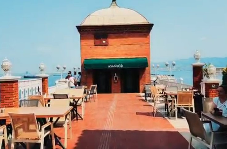 İzmir Historical Elevator Building photo 9