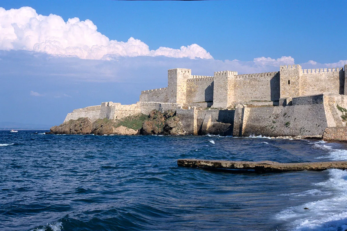 Bozcaada Castle photo 1