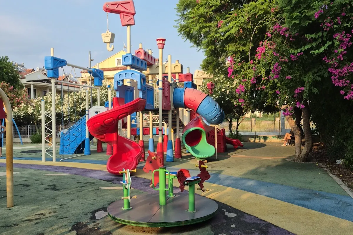 Akarca Parkı photo 1