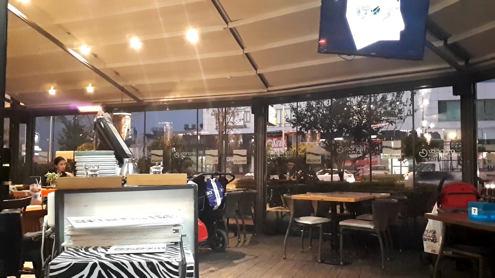 Schiller Kaffee & Franco's Pizza photo 8