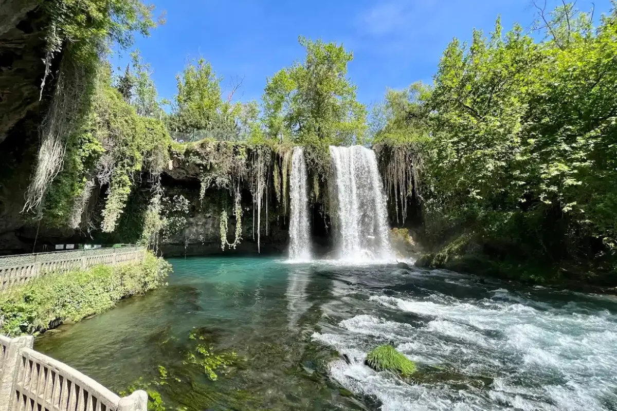 Lower Duden Waterfalls photo 1