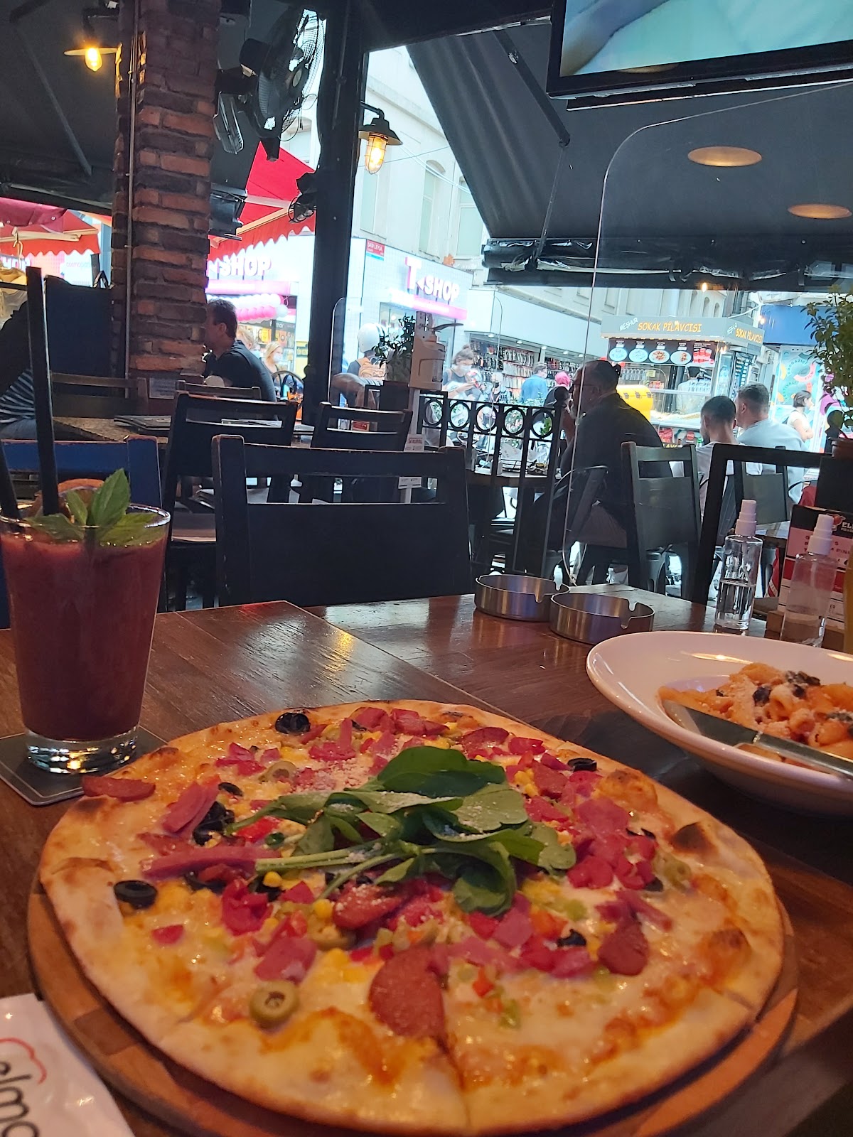 Elma Cafe & Pub photo 31