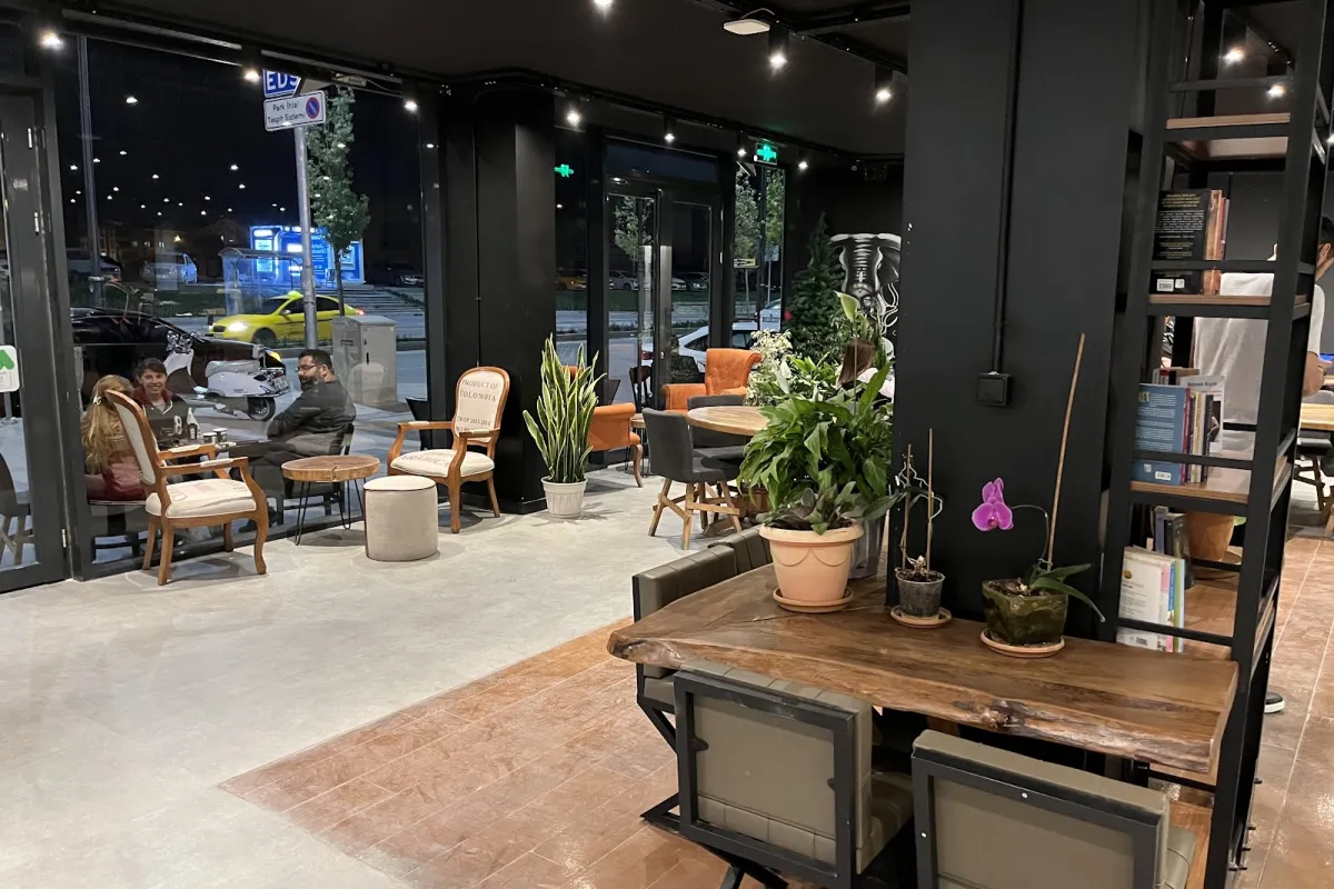 Arabica Coffee House photo 1