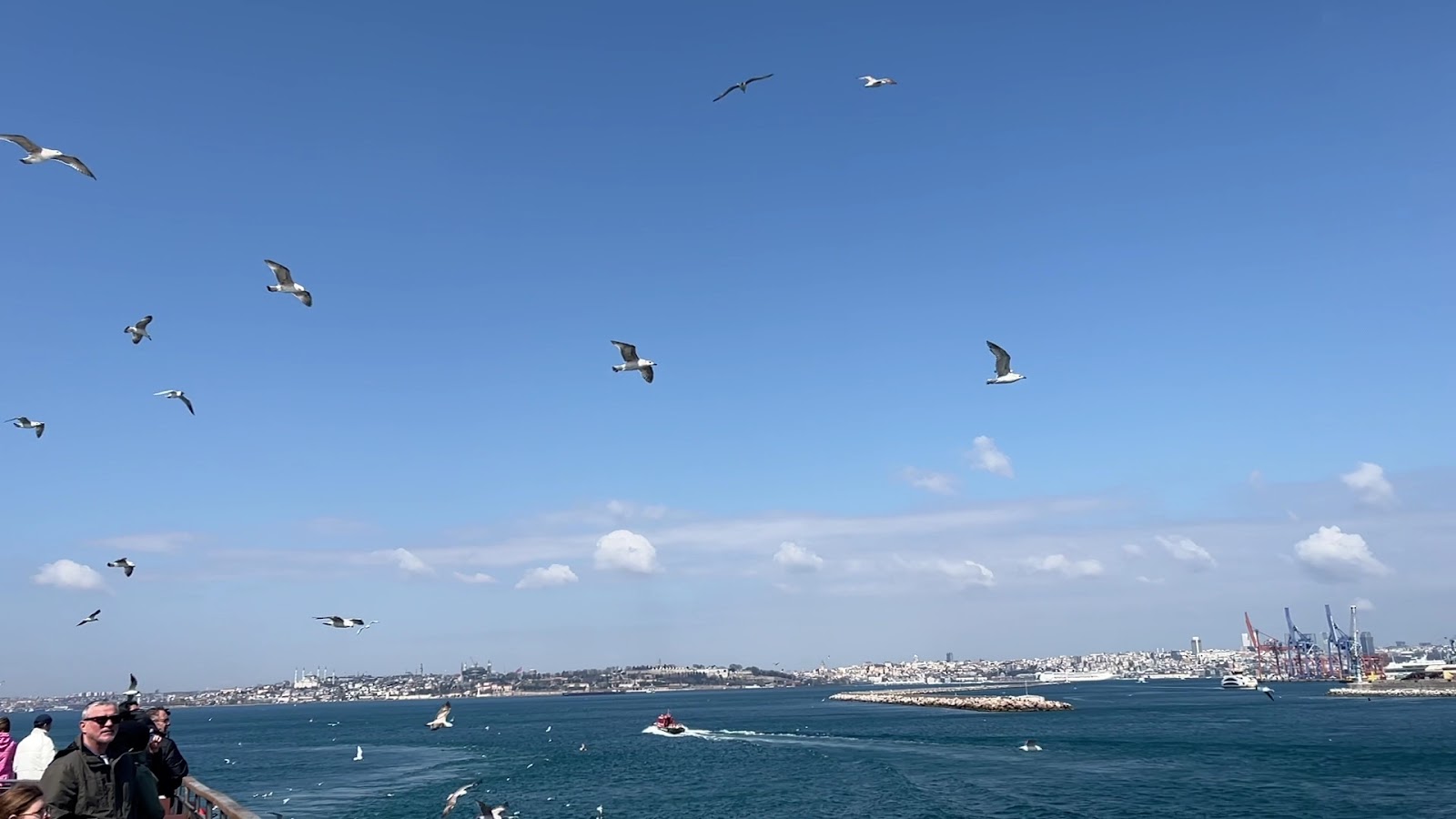 Uskudar Coast Walkway photo 7