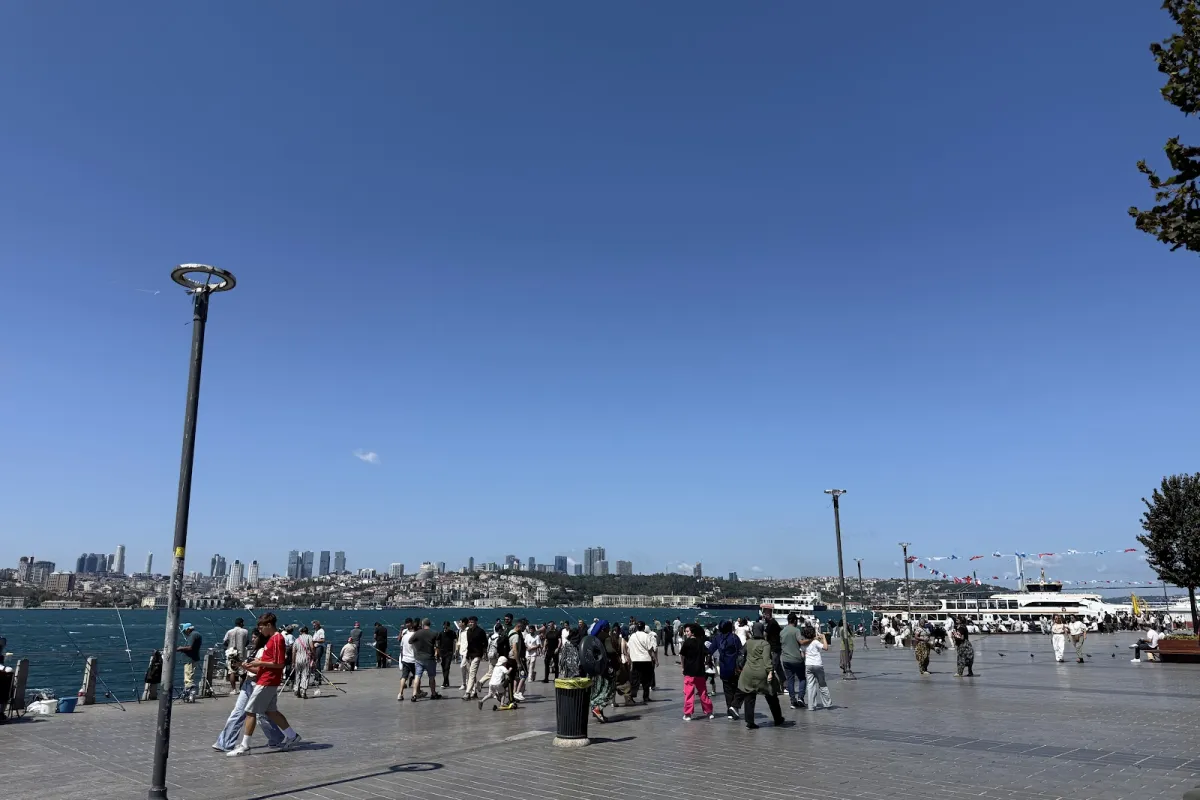 Uskudar Coast Walkway photo 1