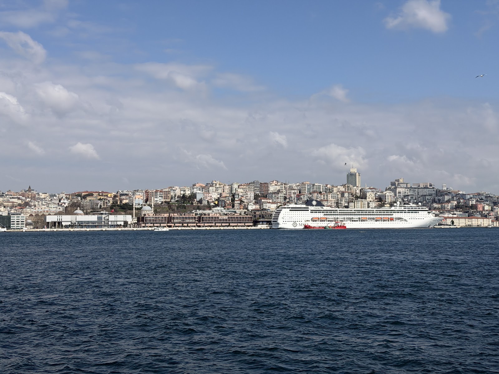 Uskudar Coast Walkway photo 9