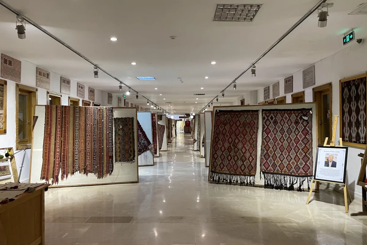 Isparta Etnografya Halı ve Kilim Müzesi photo 1