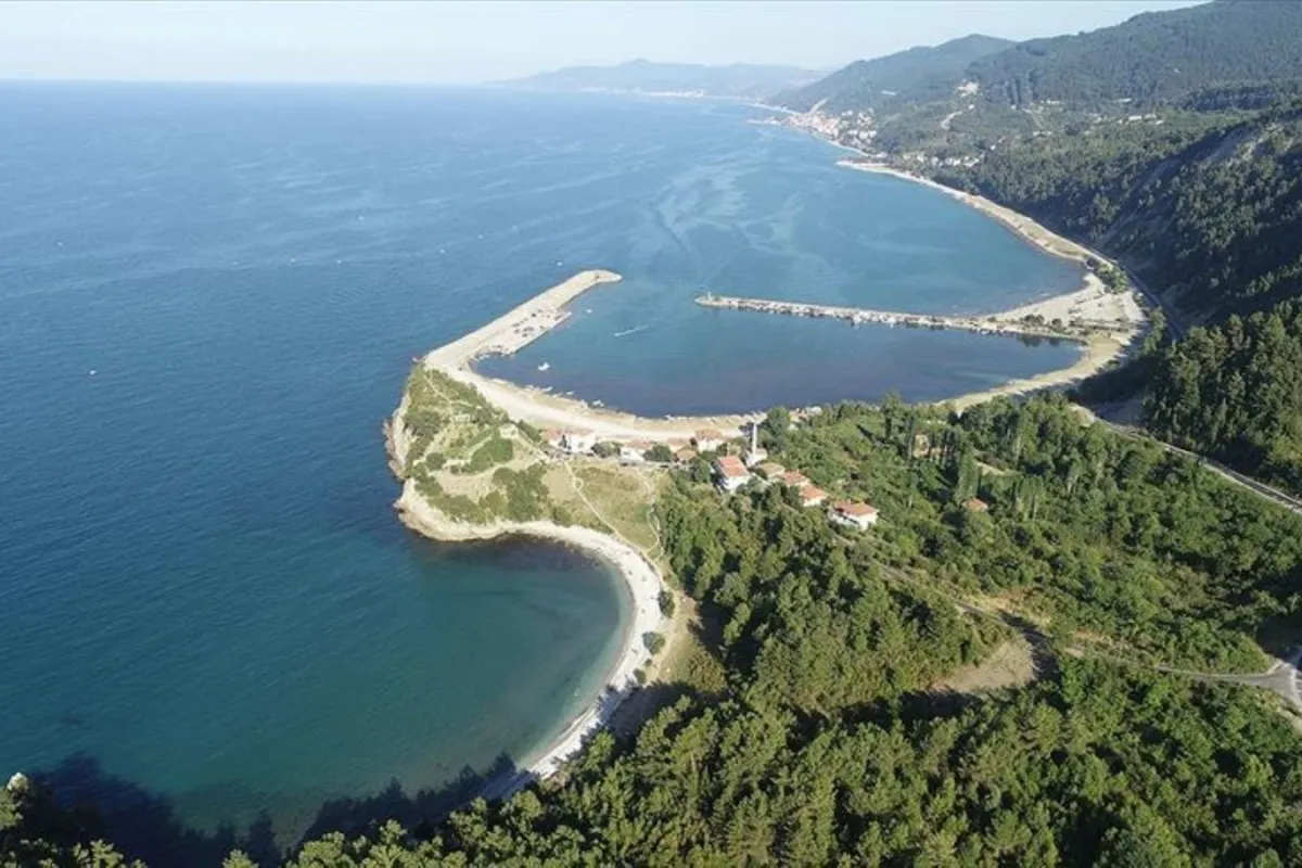 Ginolu Bay photo 1