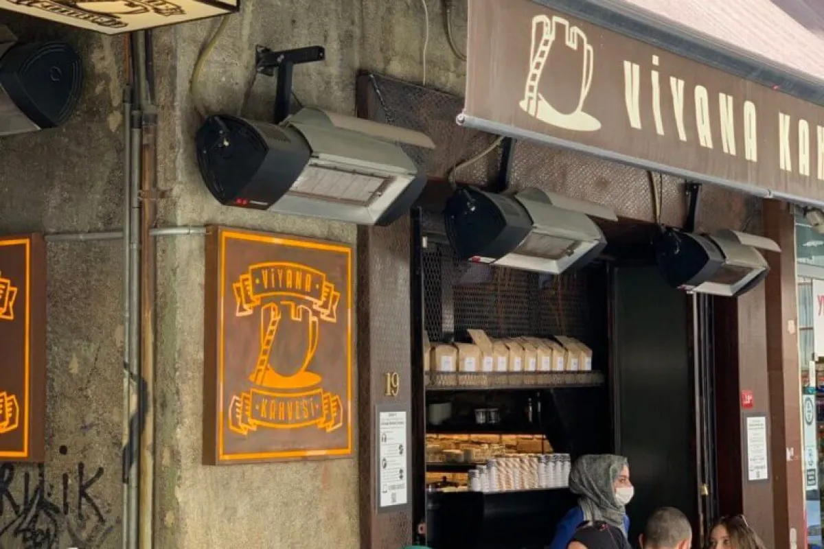 Viyana Kahvesi Galata photo 1