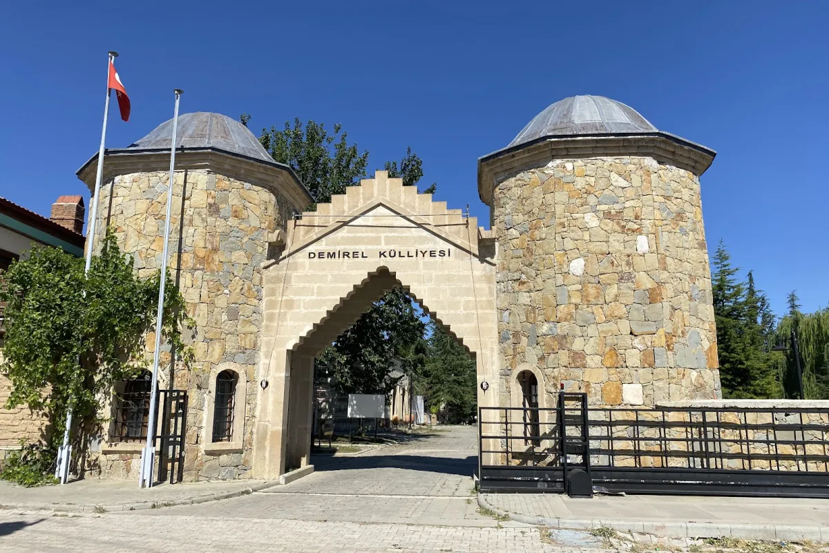 Süleyman Demirel Külliyesi photo 1