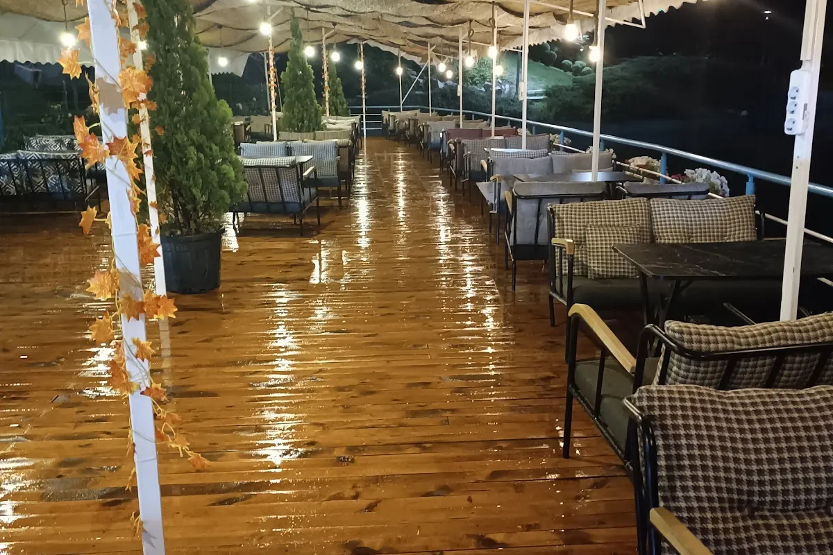 Dinlenti Cafe Altınpark photo 1
