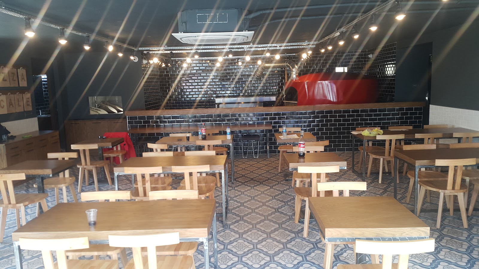 Pizza Locale photo 10