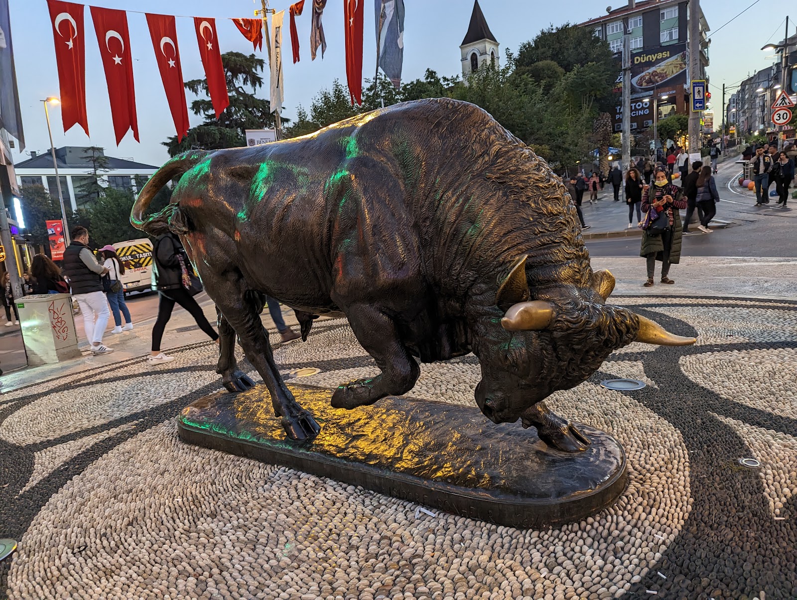 Kadikoy Bull Statue photo 5