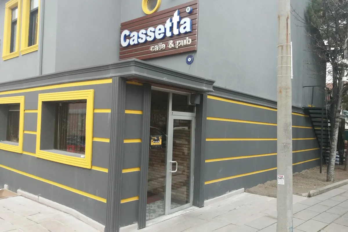 Cassetta Cafe & Pub photo 1