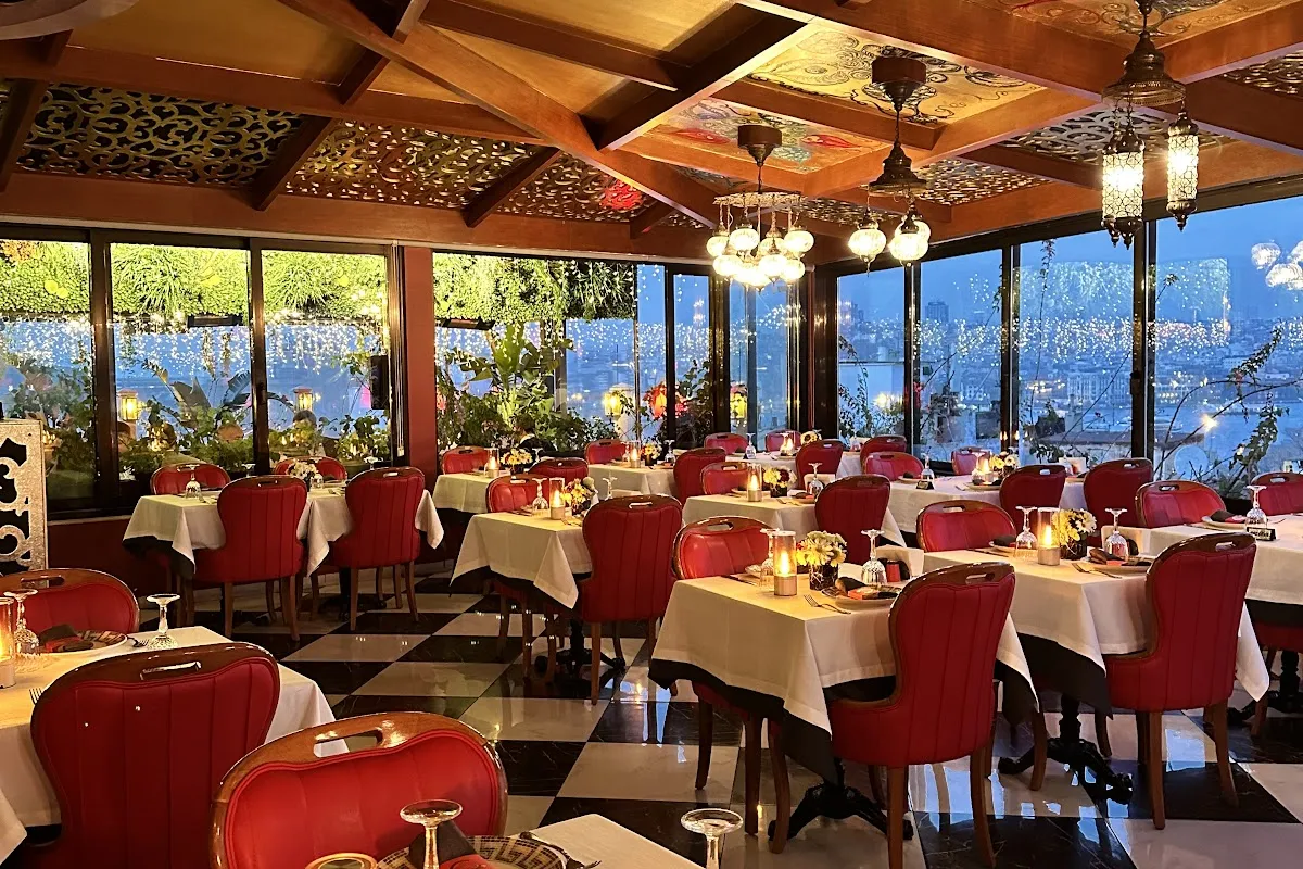 Roof Mezze 360 Restaurant photo 1