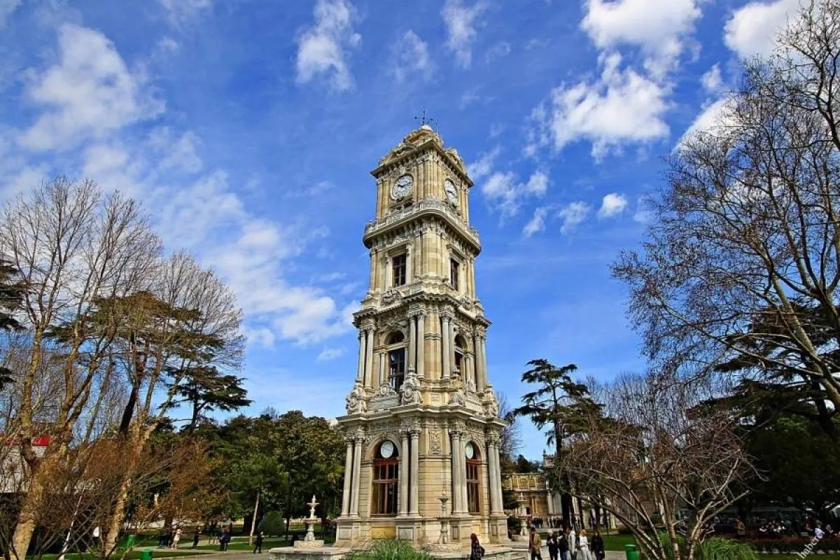Dolmabahçe Clock Tower photo 1