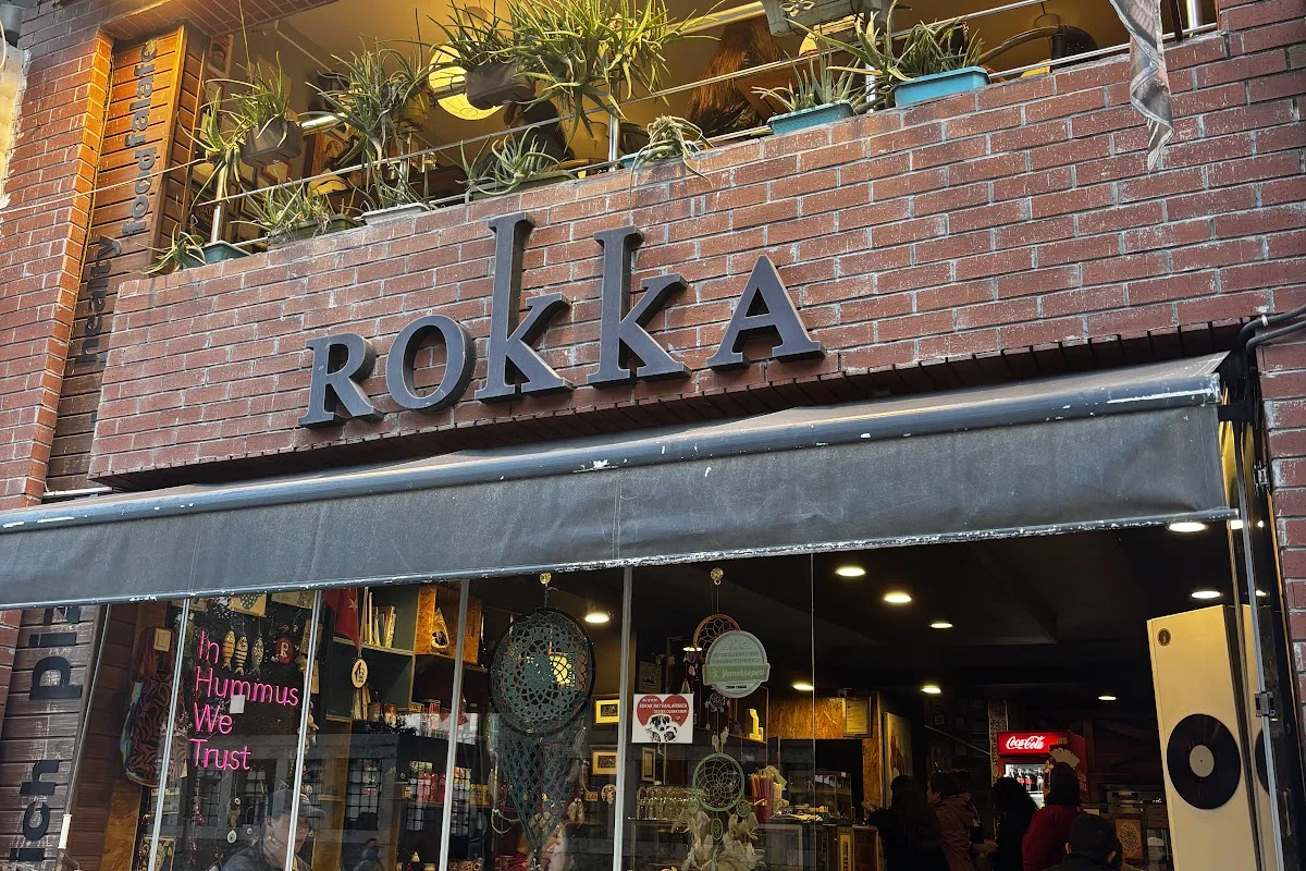 Rokka Pizza Falafel photo 1