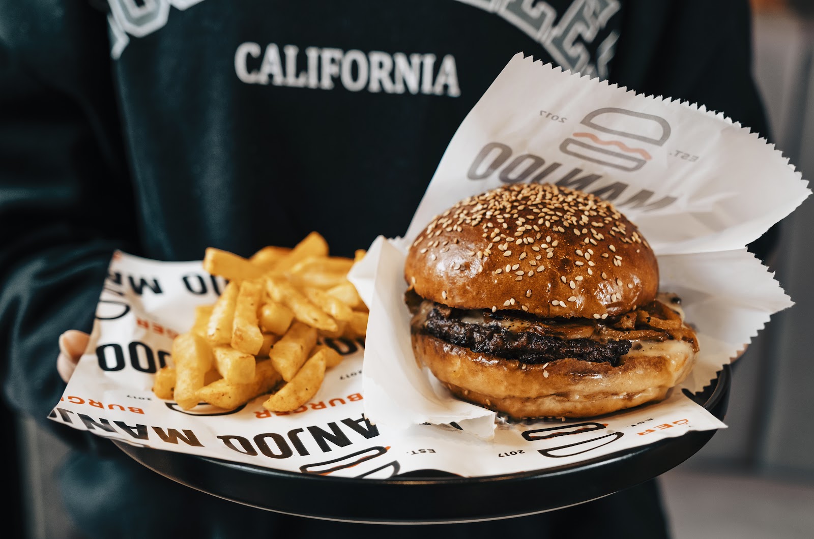 Manjoo Burger photo 6
