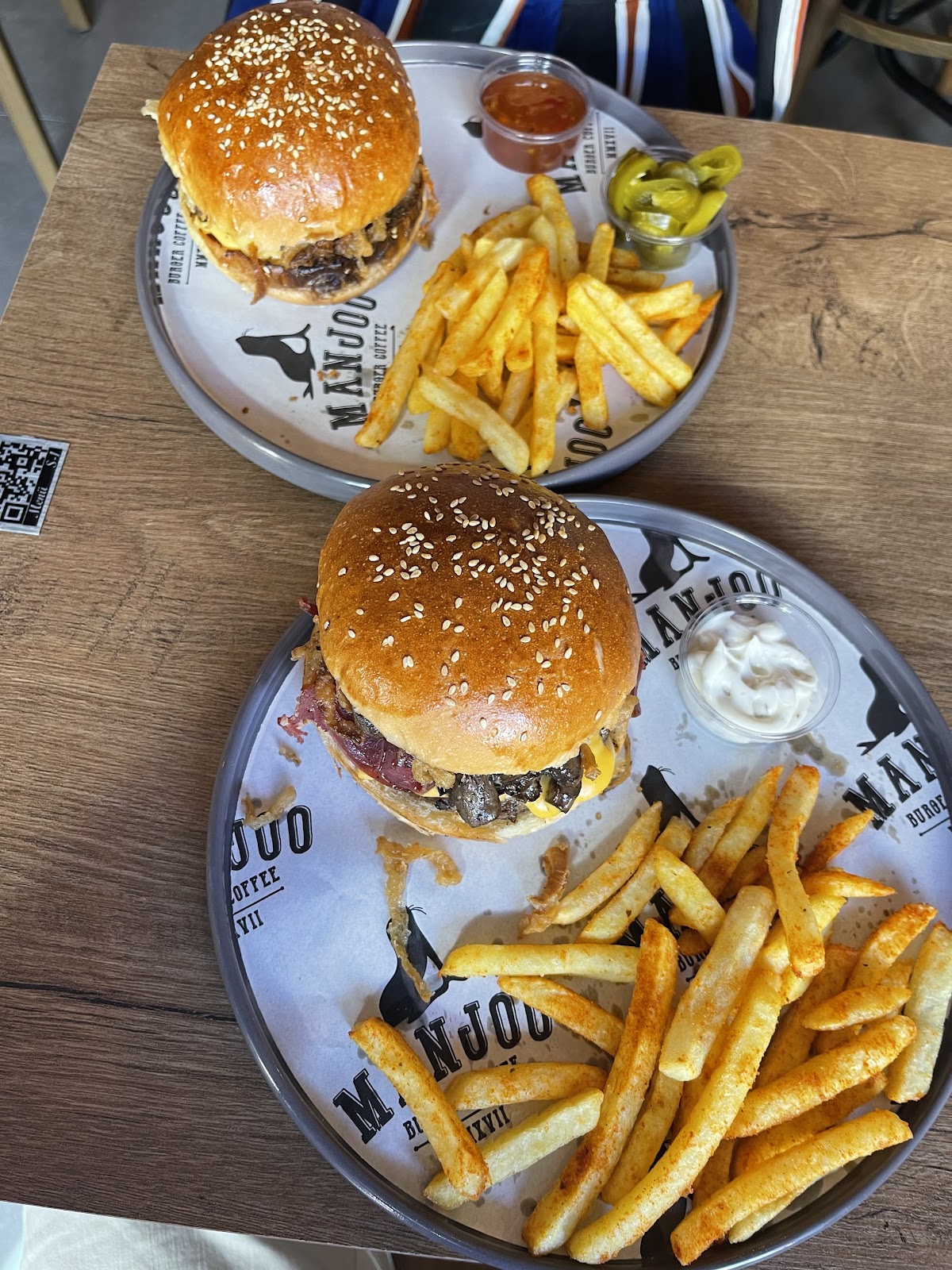 Manjoo Burger photo 5