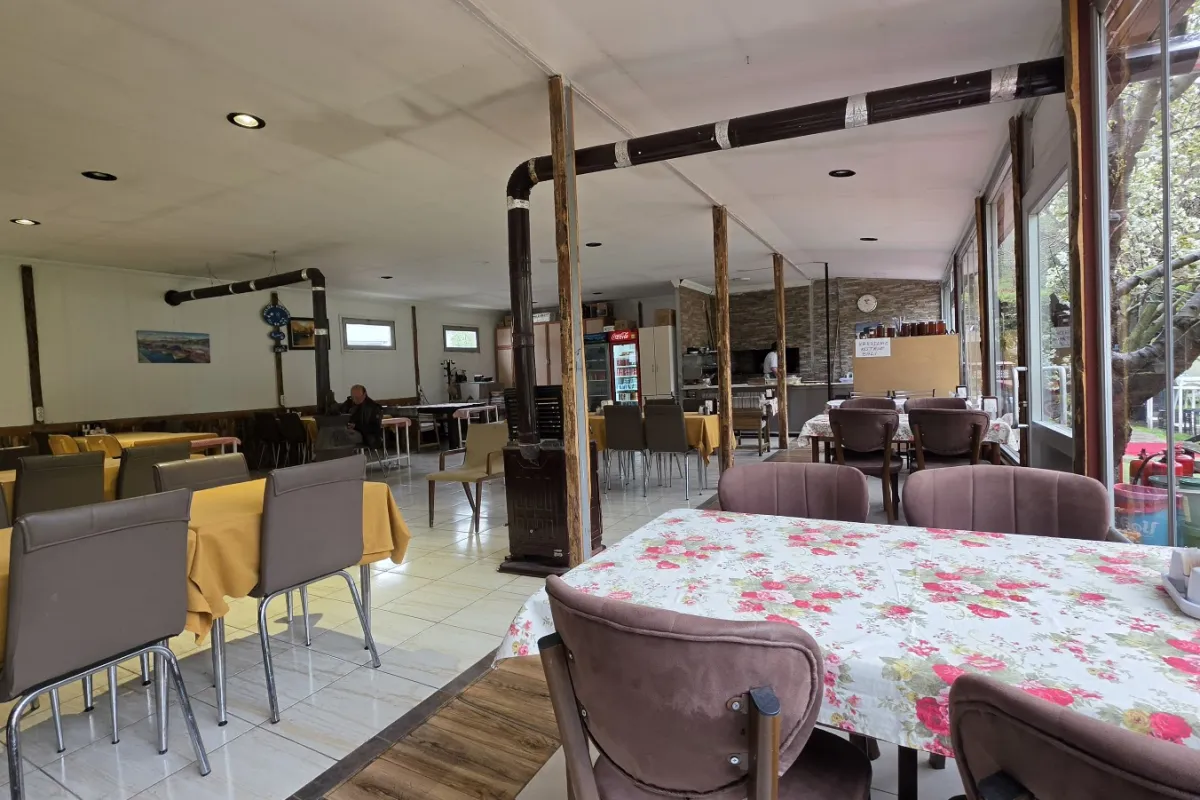Nilda Garden Cafe Restaurant photo 1