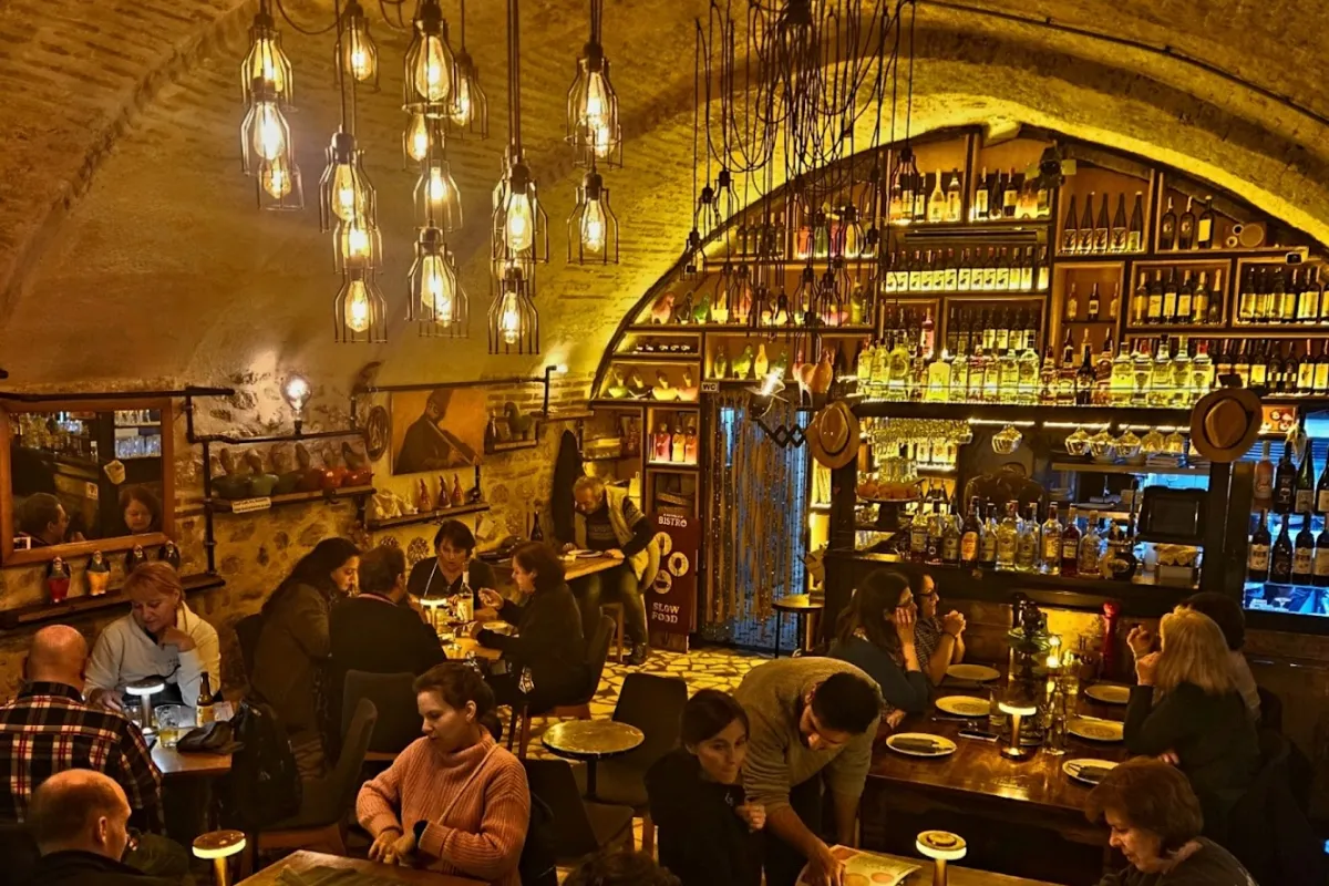 Arch Bistro photo 1