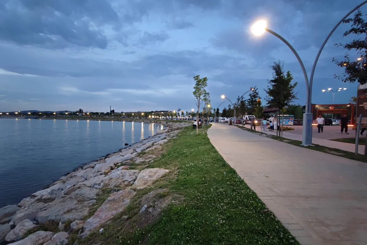 Darıca Balyanoz Koyu Sahil Parkı photo 1