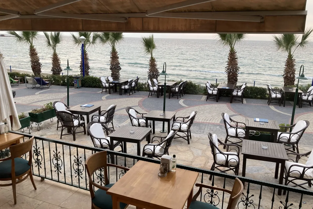 Ladies Beach Restaurant Cafe & Bar photo 1