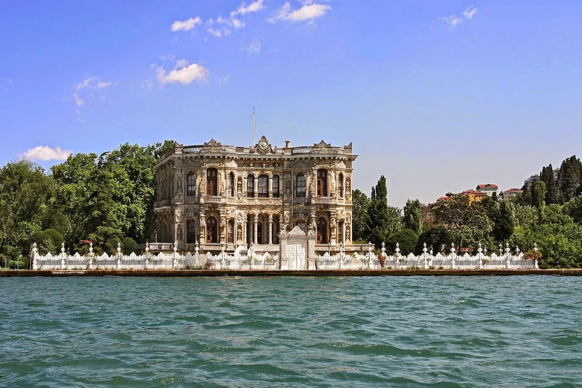 Küçüksu Pavilion photo 1