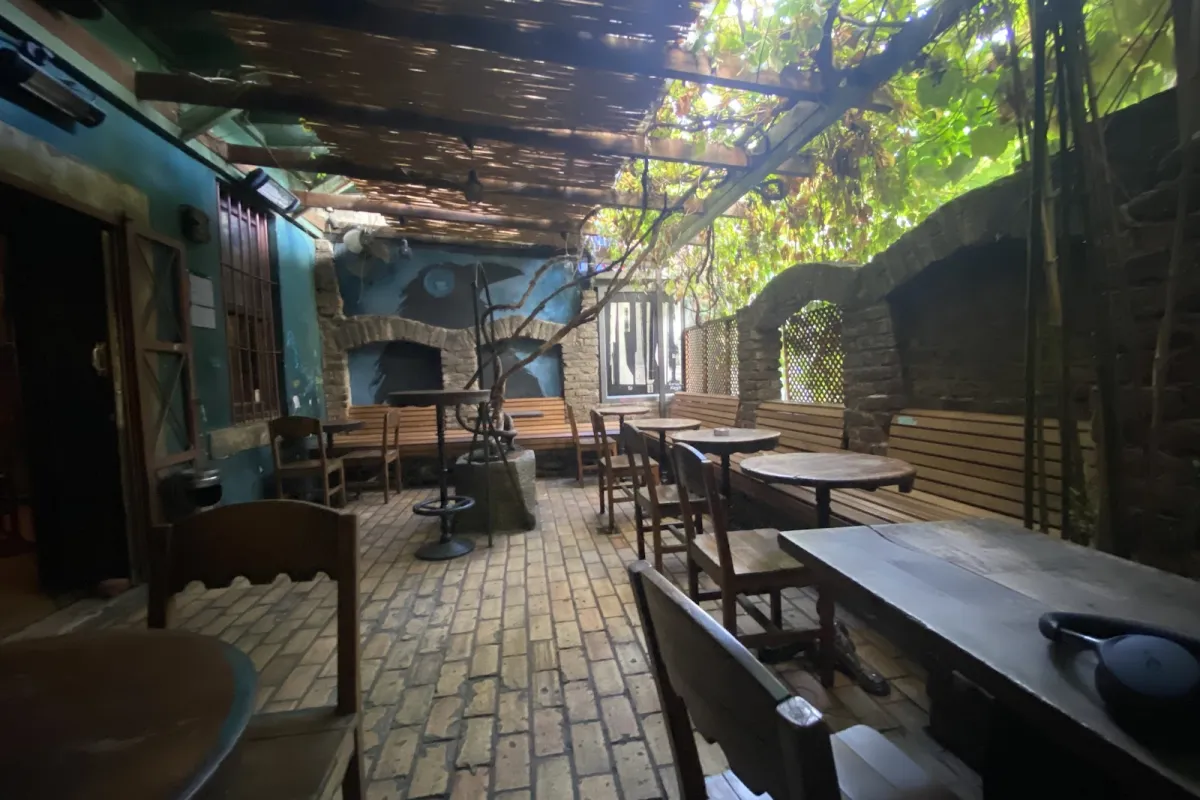Karga Bar photo 1