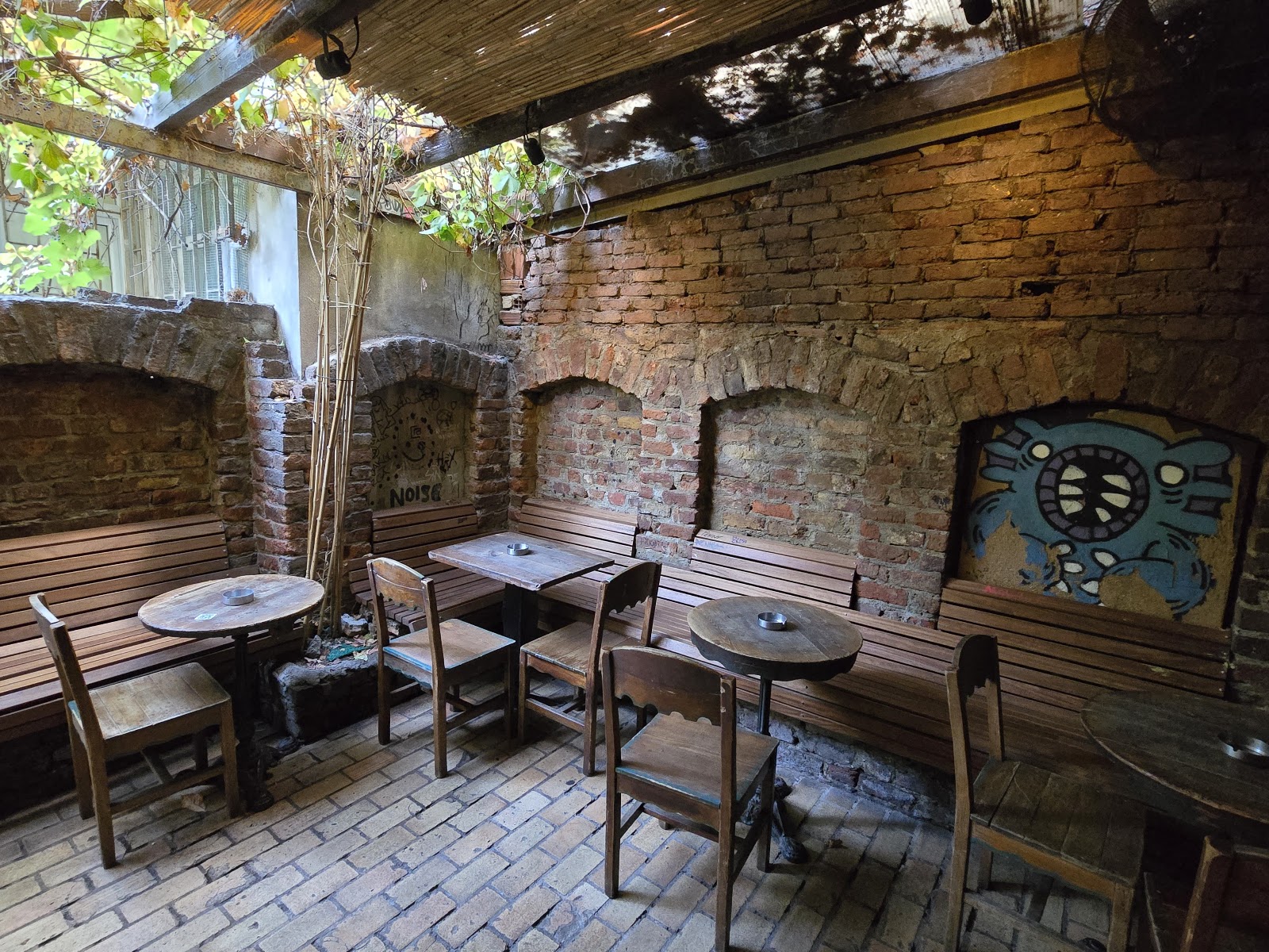 Karga Bar photo 9