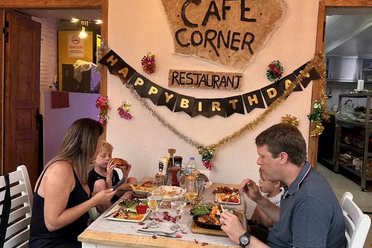 Cafe Corner Restaurant photo 1
