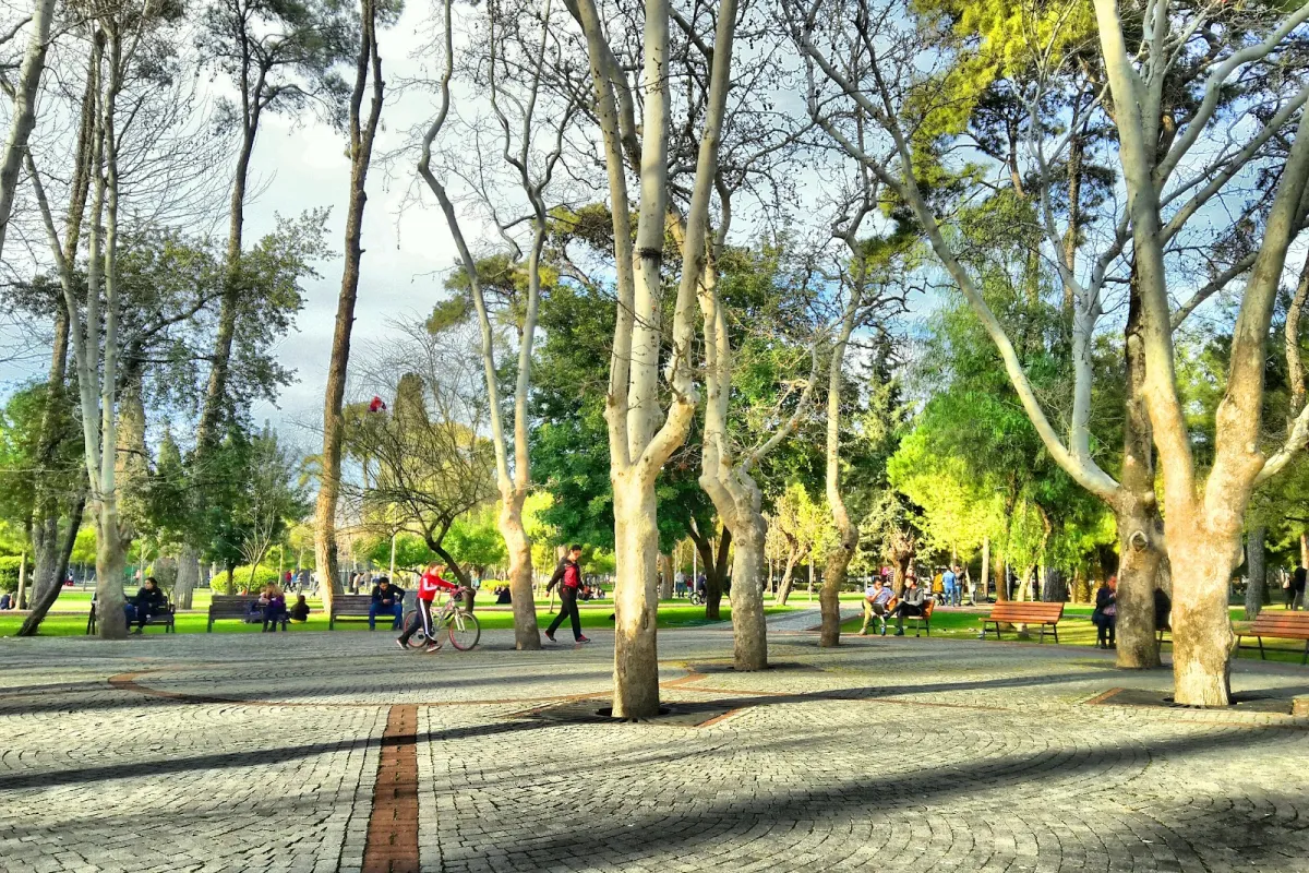 İzmir Büyükşehir Belediyesi Hasanağa Bahçesi photo 1