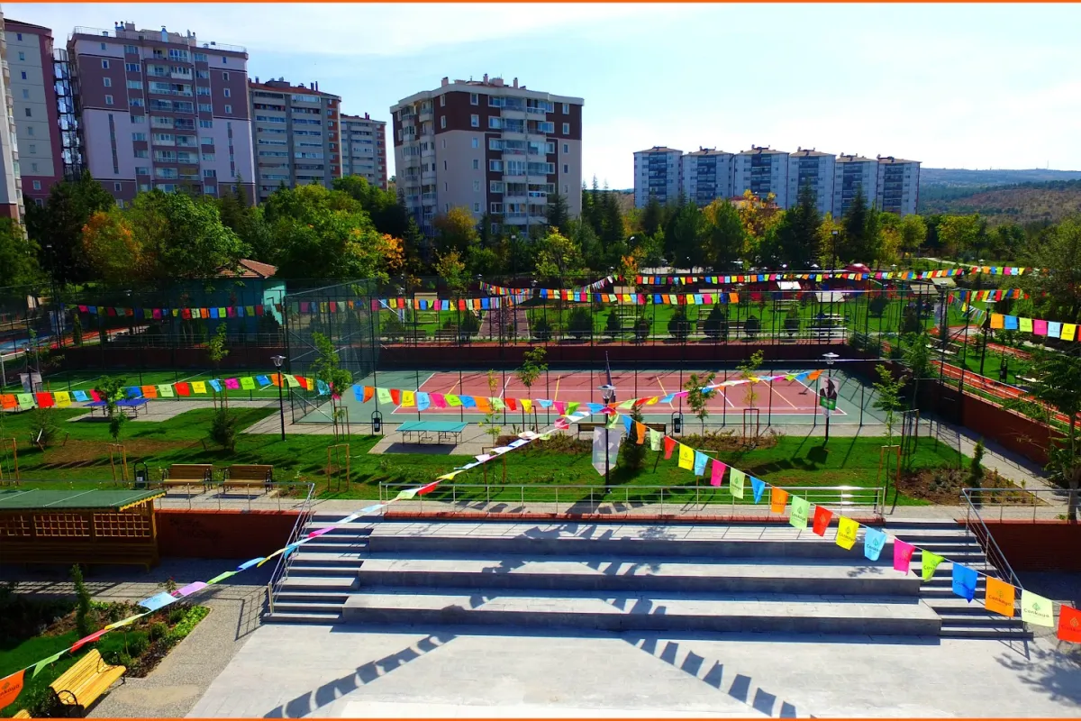 Can Yücel Parkı photo 1