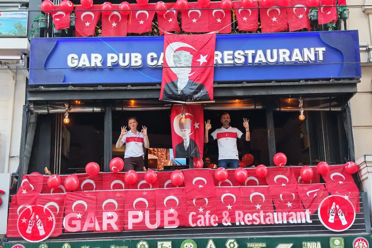 GAR PUB Cafe & Restaurant&Sport Bar photo 1