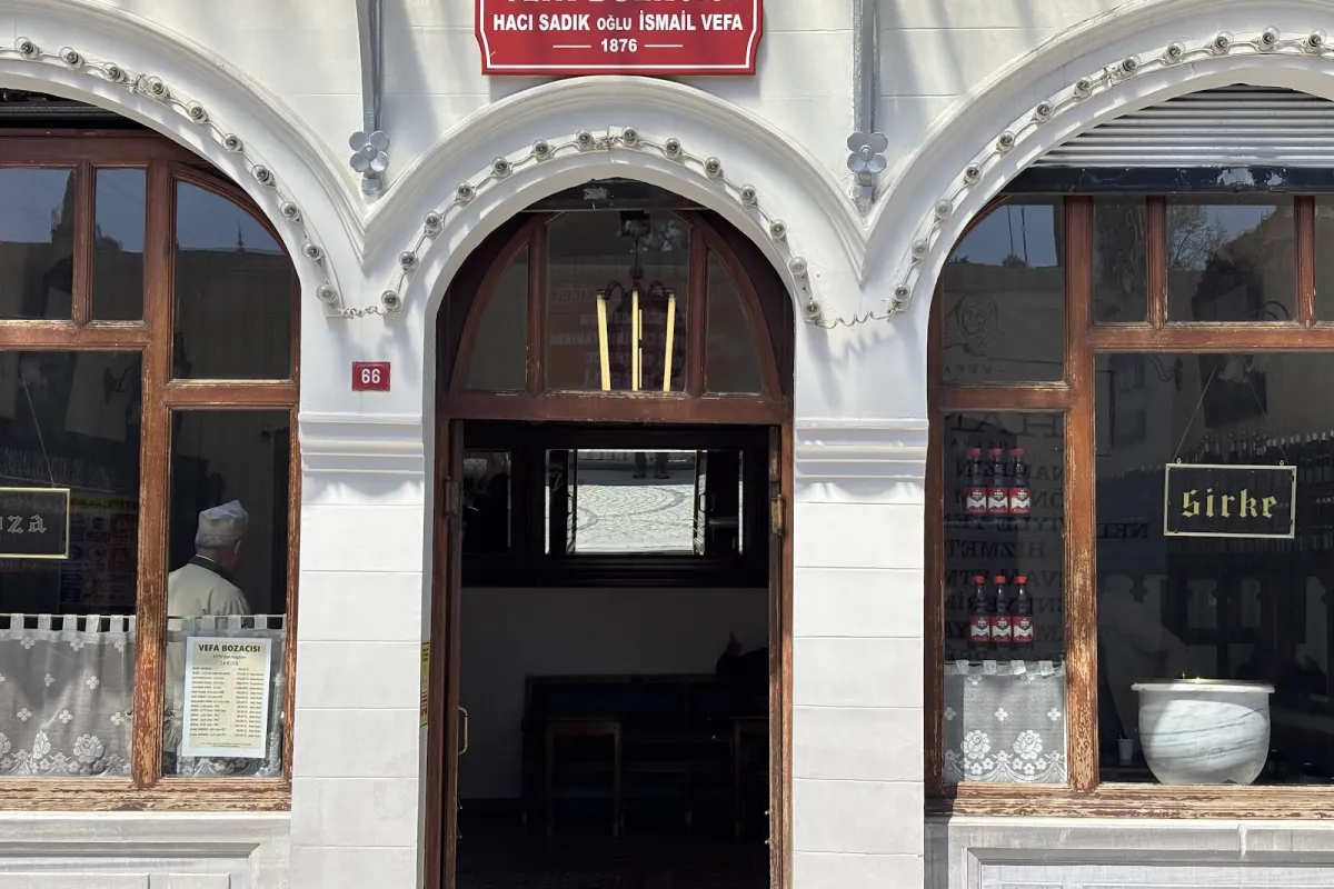 Vefa Bozacisi photo 1