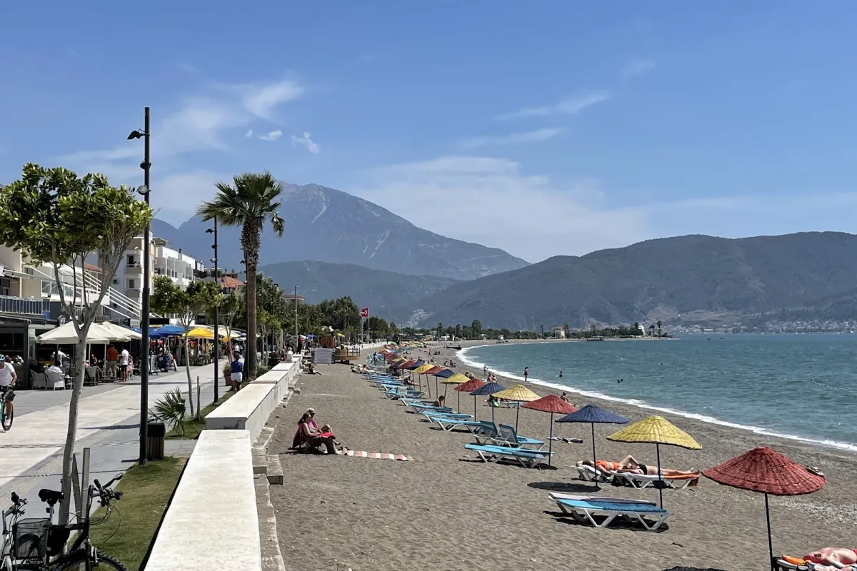 Calis beach photo 1