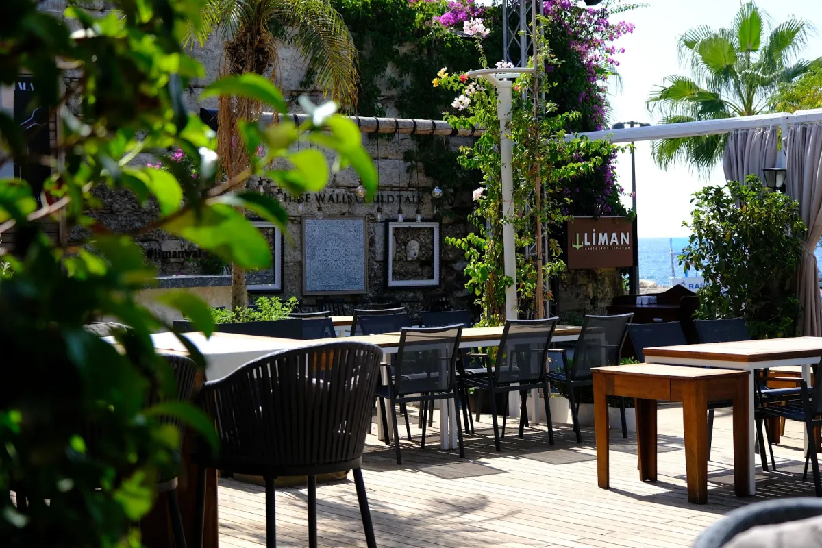 LİMAN RESTAURANT LOUNGE CLUB photo 1
