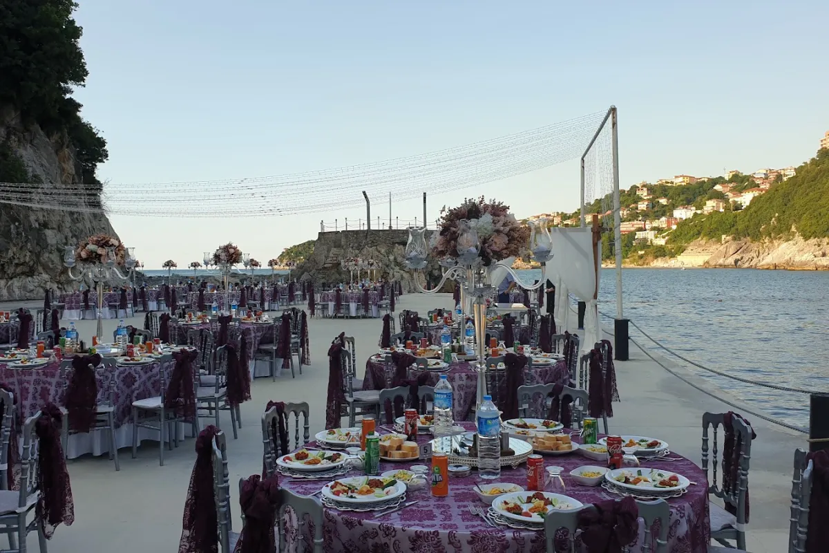 Deniz Kulübü photo 1