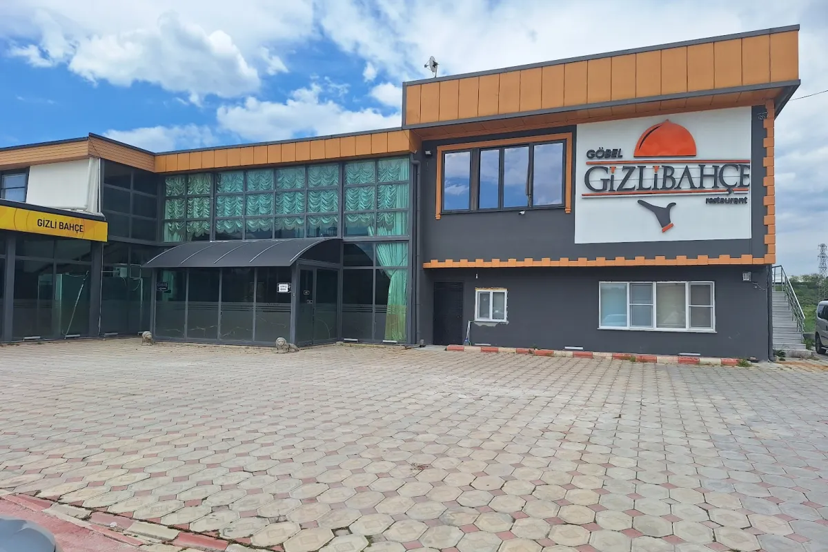 Göbel Gizli Bahçe Kokoreç photo 1
