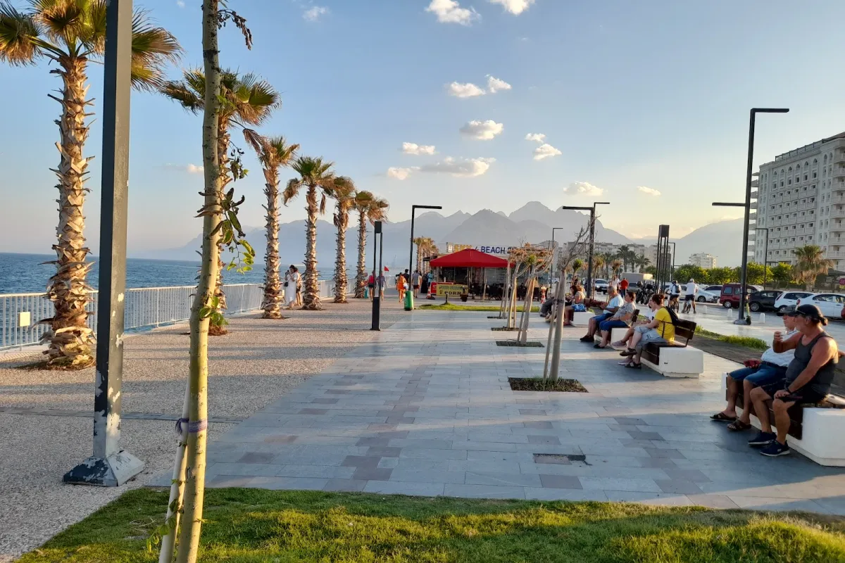 Konyaaltı Sahili photo 1